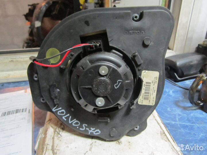 Моторчик отопителя Volvo V70 S70