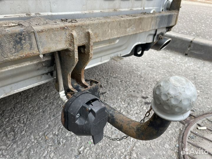 Фаркоп на камри 40