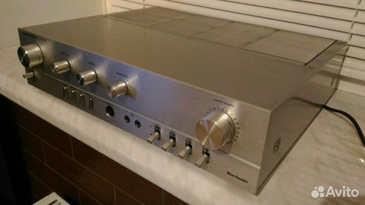 Усилитель Grundig V2000