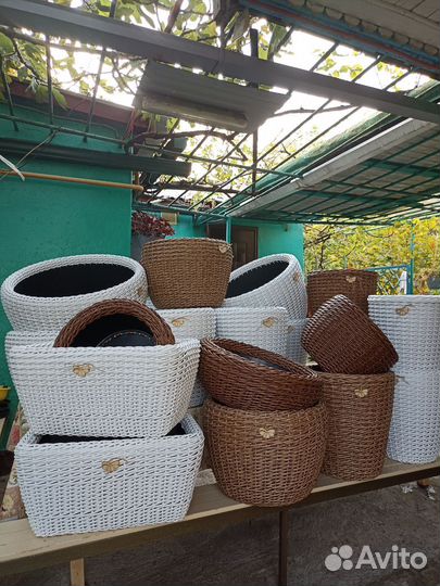 Кашпо горшок для цветов