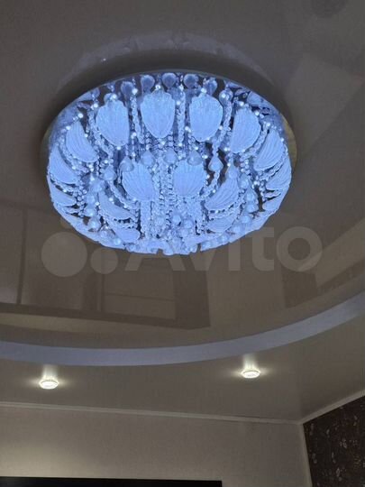 3-к. квартира, 102 м², 2/6 эт.