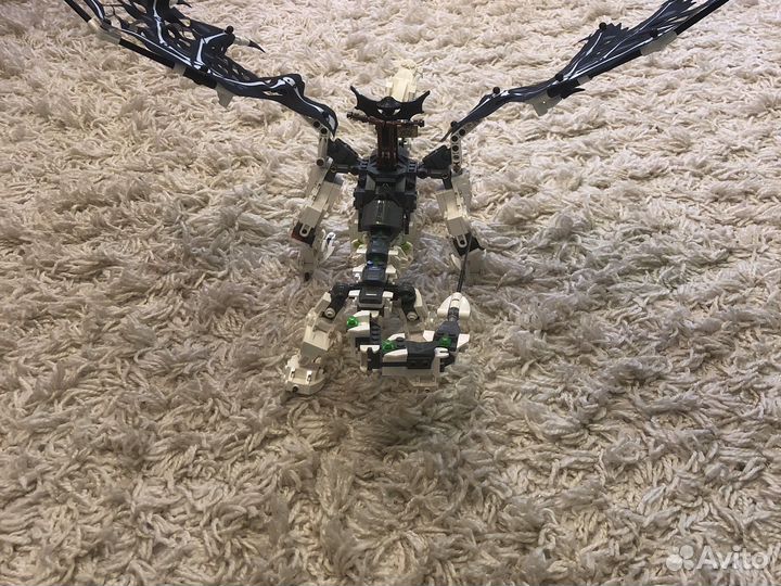 Лего дракой