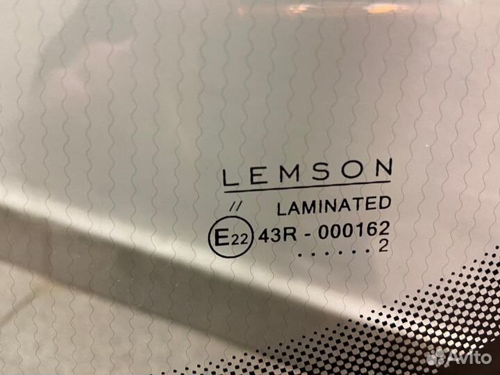 Лобовое стекло Skoda rapid