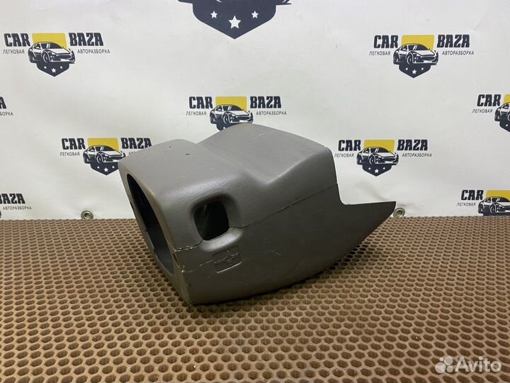 Кожух рулевой колонки Toyota Crown