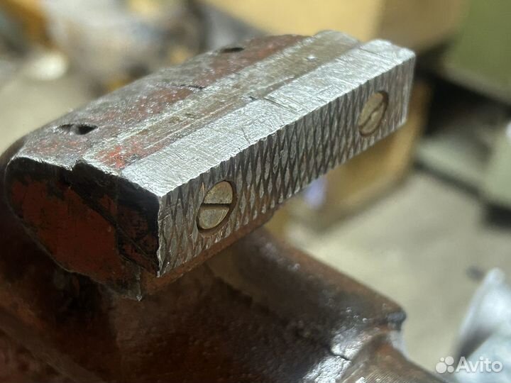 Тиски слесарные 80 мм СССР