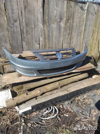 Продам бампер renault логан