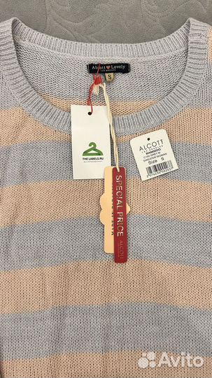 Свитер женский S