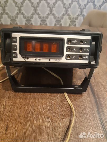 Вольтметр в7-35