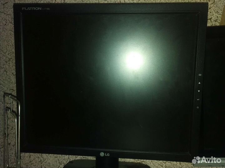 Монитор Philips