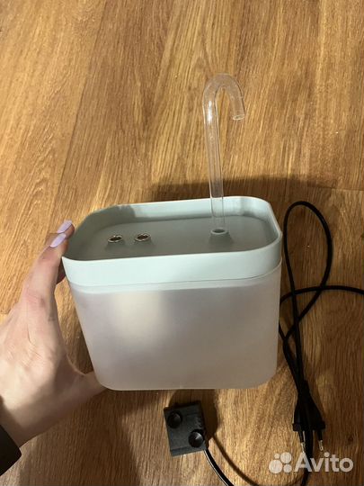 Фонтан поилка для кошек