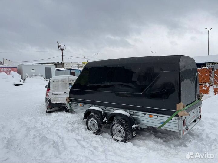 Прицеп двухосный с крышкой, для снегоходов