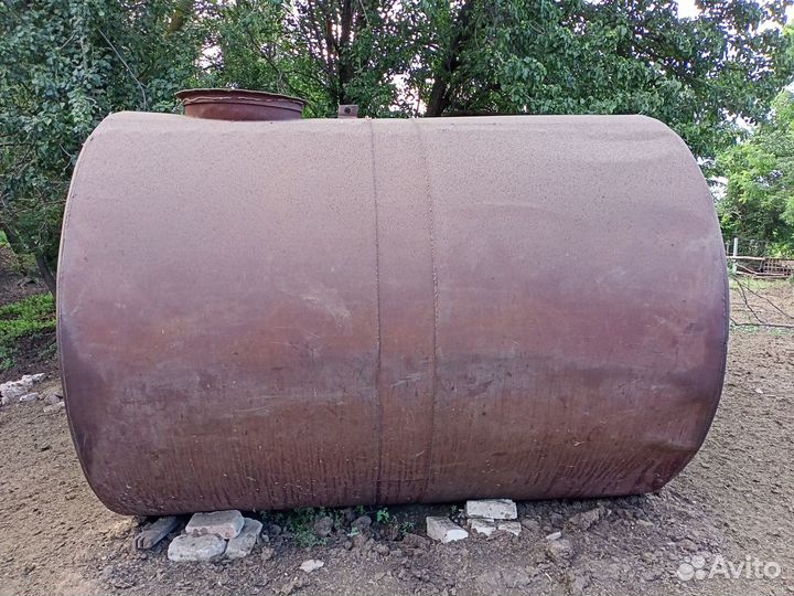 Металлическая емкость 6 кубов