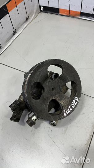 Насос гидроусилителя Toyota Avensis 1 T220