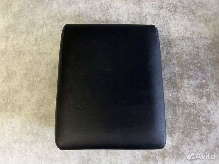 Увеличитель высоты подлокотника Range Rover Evoque