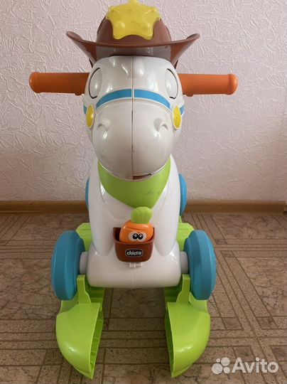 Лошадка качалка chicco