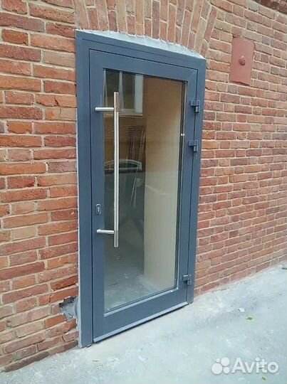 Двери входные алюминиевые