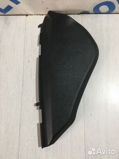 Уголок торпеды lexus IS350 3.5 ат седан