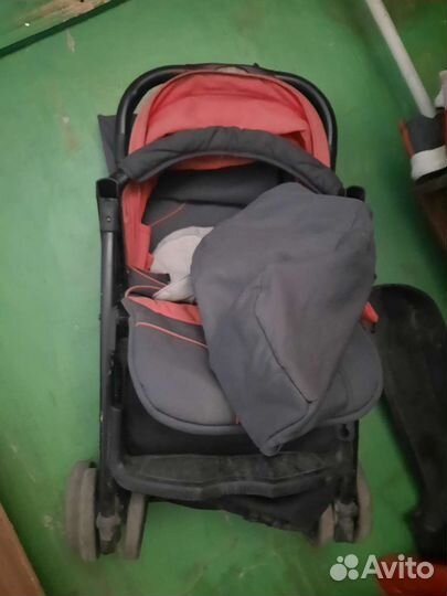 Прогулочная коляска