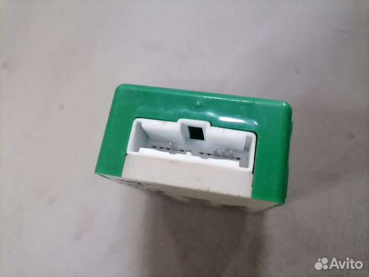 Блок управлен.центр.замком Nissan Almera N15 1997