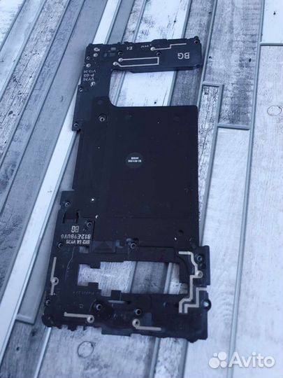 Samsung S10+ на разбор