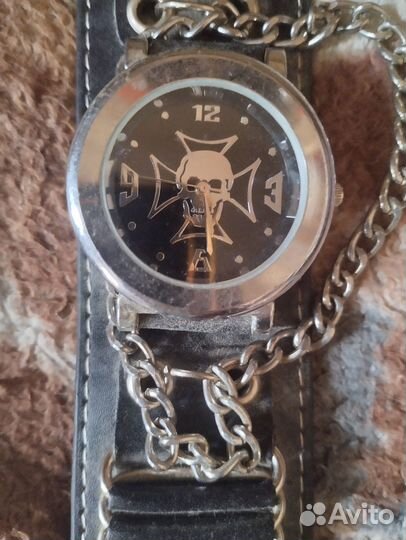 Часы рокерские наручные