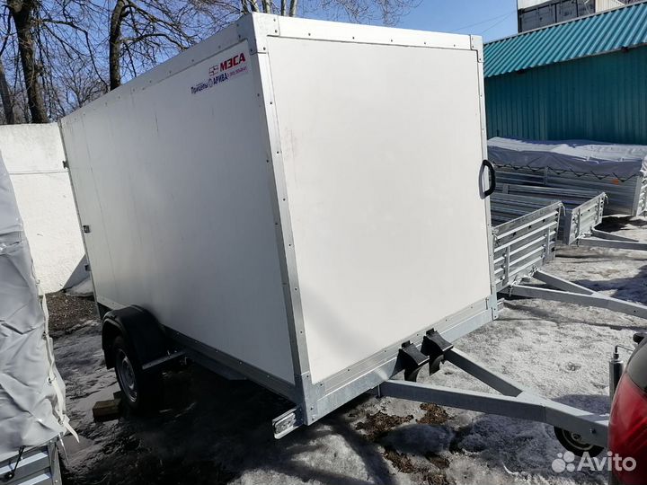 Прицеп фургон.Кузов 3м на 1,48 м.Установка фаркопа