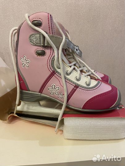 Коньки детские фигурные CCM, размер 33