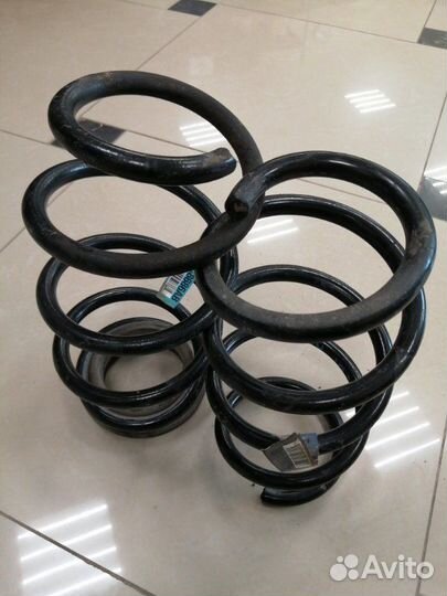 Передние пружины Jeep Cherokee KL ED6 2014