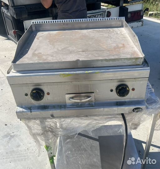 Жарочная поверхность MBM EFT777L