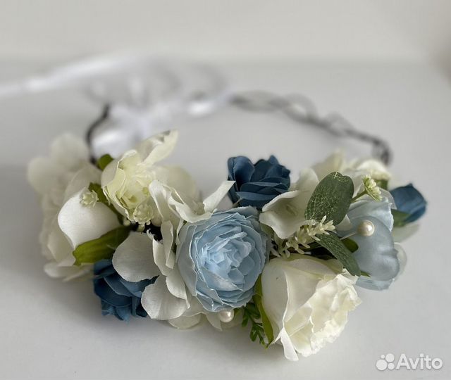 Венок на голову из цветов односторонний голубой