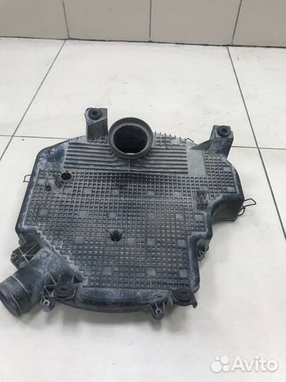 Корпус воздушного фильтра (нижняя часть)