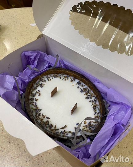 Свеча в кокосе