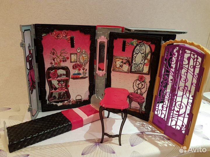 Мебель дом для Monster High