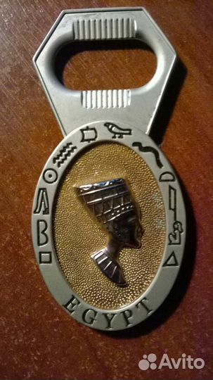 Брелок-открывашка с магнитом Египет