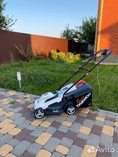 Газонокосилка Daewoo LE1300