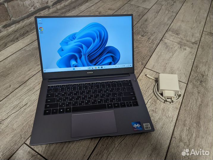Ультрабук Honor MagicBook X14 i3-10110U/256/8