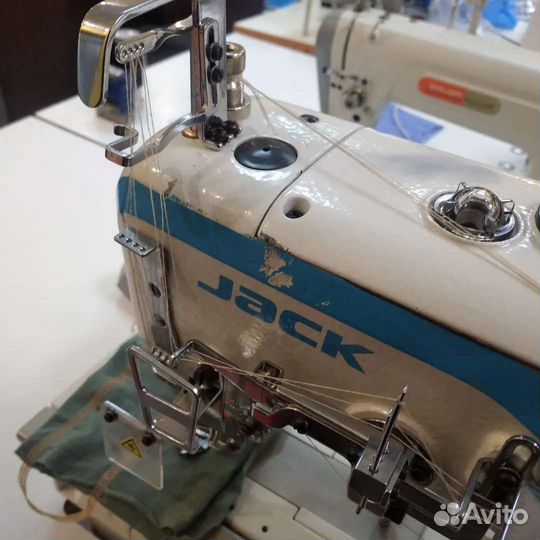 Плоскошовная машина Jack W4 (выставочный образец)