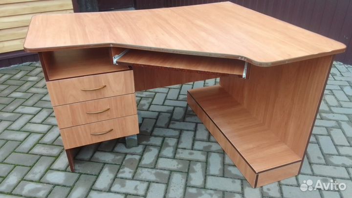 Компьютерный стол бу