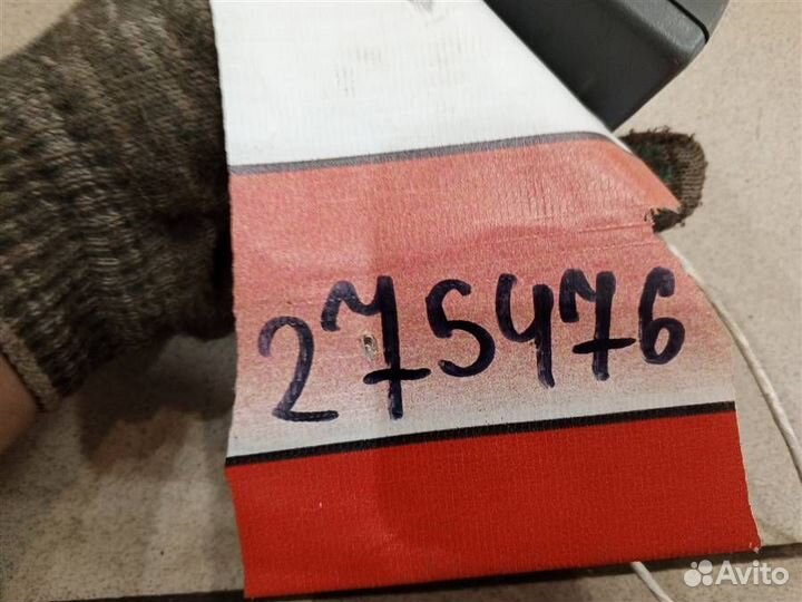 Замок ремня безопасности задний центральный Hyund