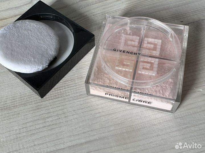 Пудра Givenchy prisme libre 03 voile rose