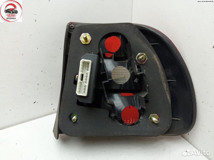 Фонарь задний левый б/у Volvo S40 / V40 (1995-2004) 30801924