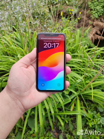 iPhone 11, 64 ГБ