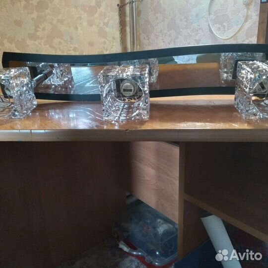 Светильники над зеркальные