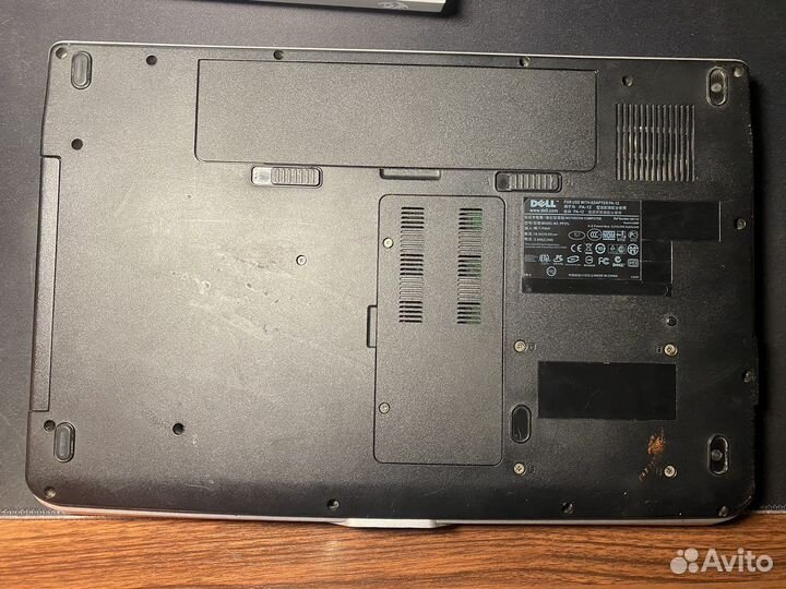 Ноутбук Dell Vostro 1015