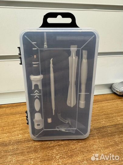 Набор иструментов для ремонта телефонов и часов