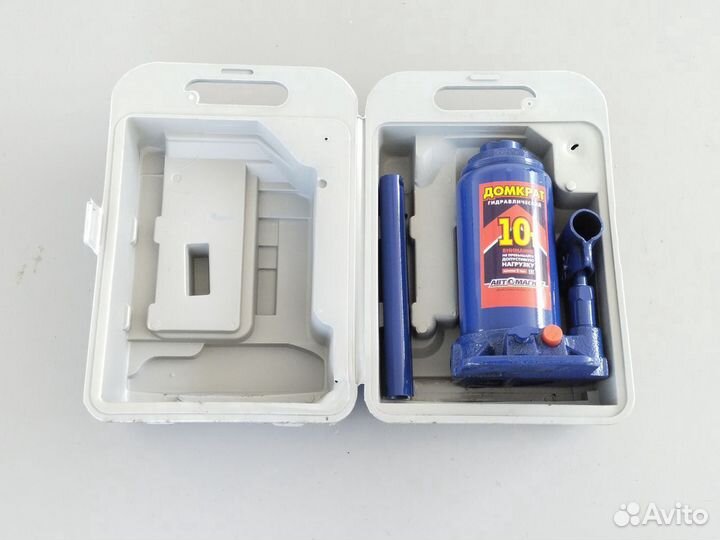 Домкрат 10 тонн в кейсе