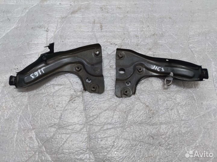 Кронштейны крепления передних крыльев Nissan note