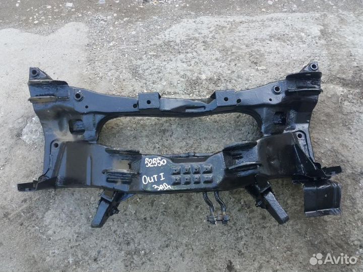 Подрамник задний Mitsubishi Outlander 1