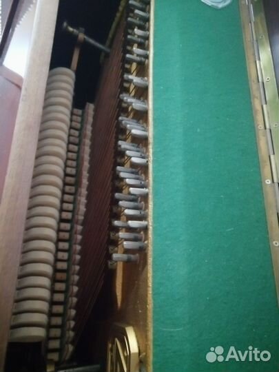 Пианино ronisch