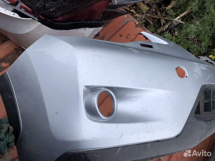 Бампер передний Subaru XV